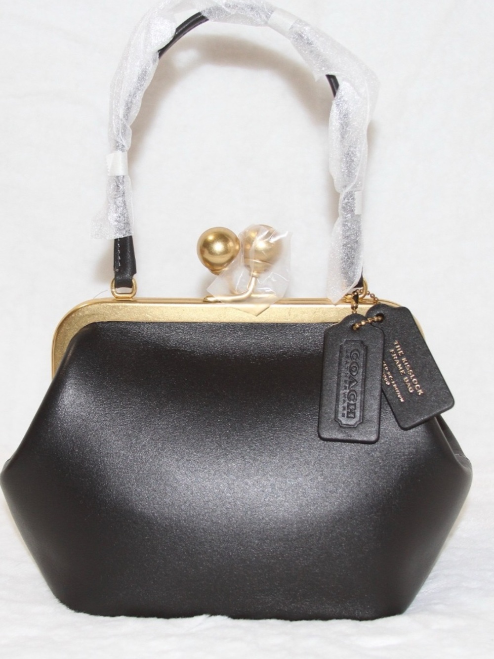 Coach Kisslock Frame Bag 16 Black Glovetanned Leather NWT